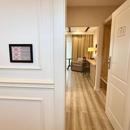 Krystal Boutique Mansion 호텔 후네도아라 외부 사진