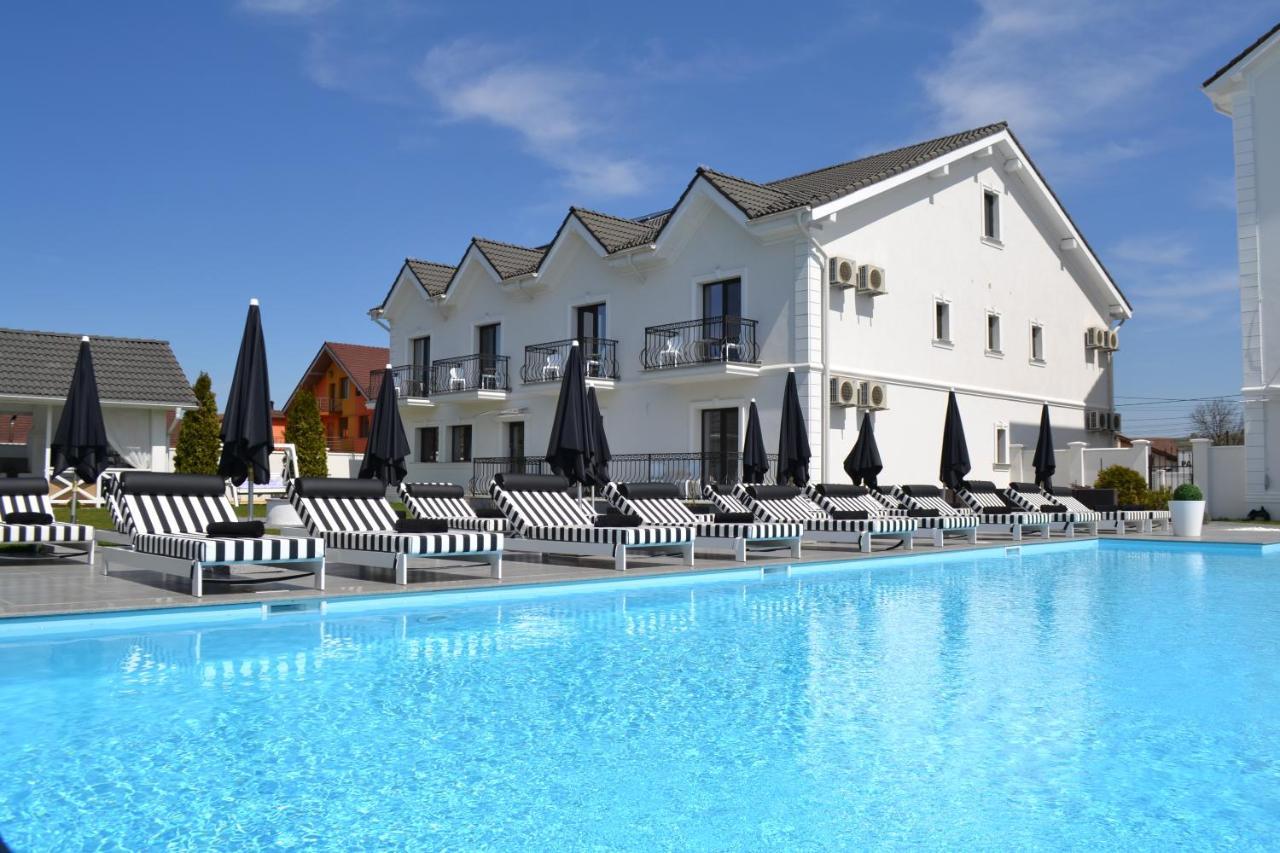 Krystal Boutique Mansion 호텔 후네도아라 외부 사진