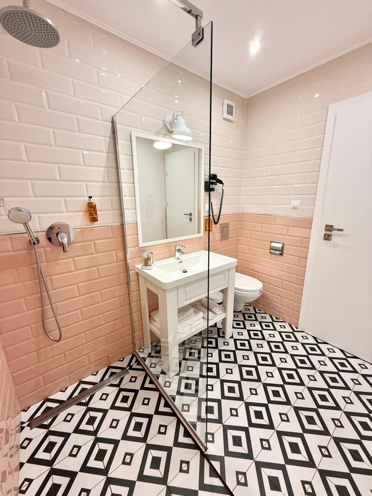 Krystal Boutique Mansion 호텔 후네도아라 외부 사진